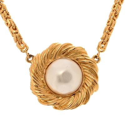 Chanel Metal Pearl Flower Necklace Gold 4 of 8
