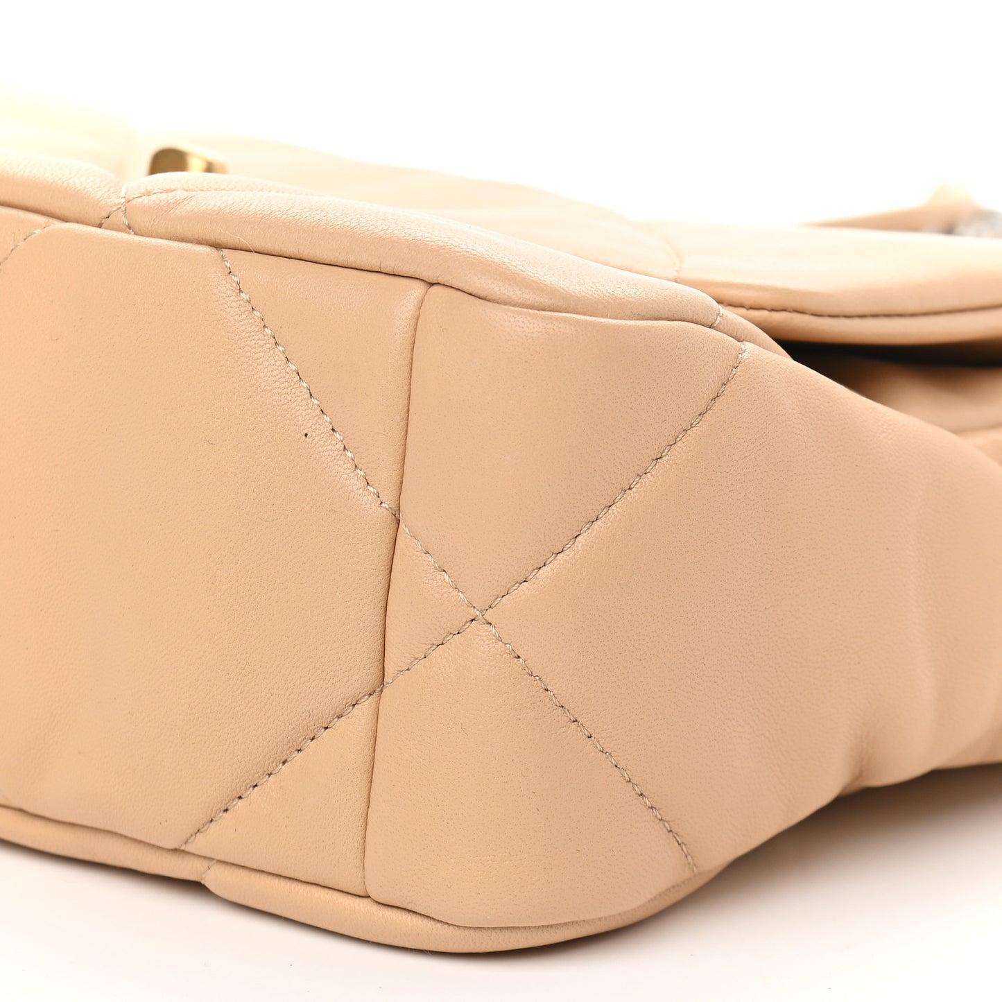 Lambskin Quilted Medium Chanel 19 Flap Beige