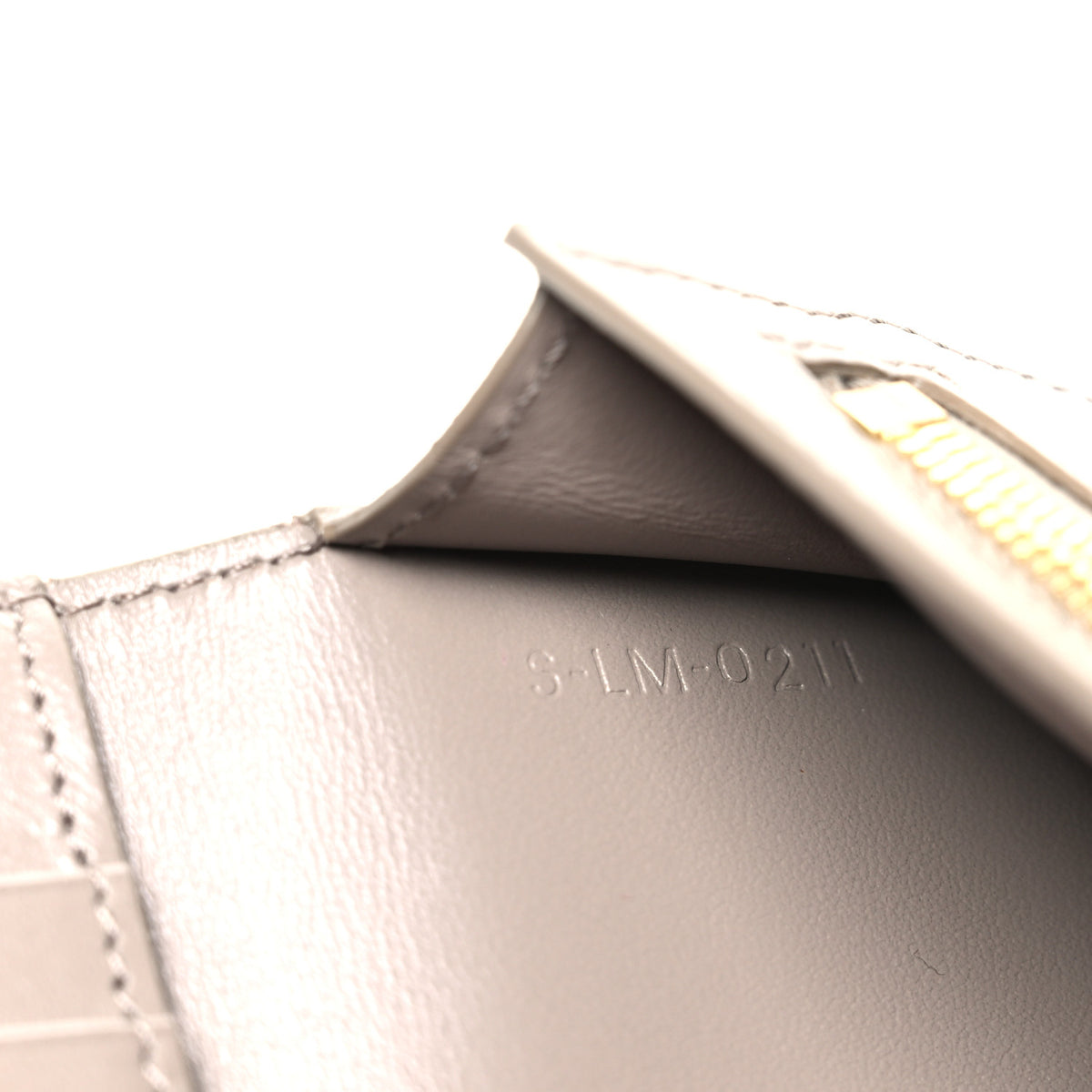 Grained Calfskin Medium Multifunction Strap Wallet Pebble