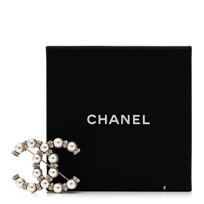 Chanel Pearl Crystal Nefertiti CC Brooch Gold 4 of 4