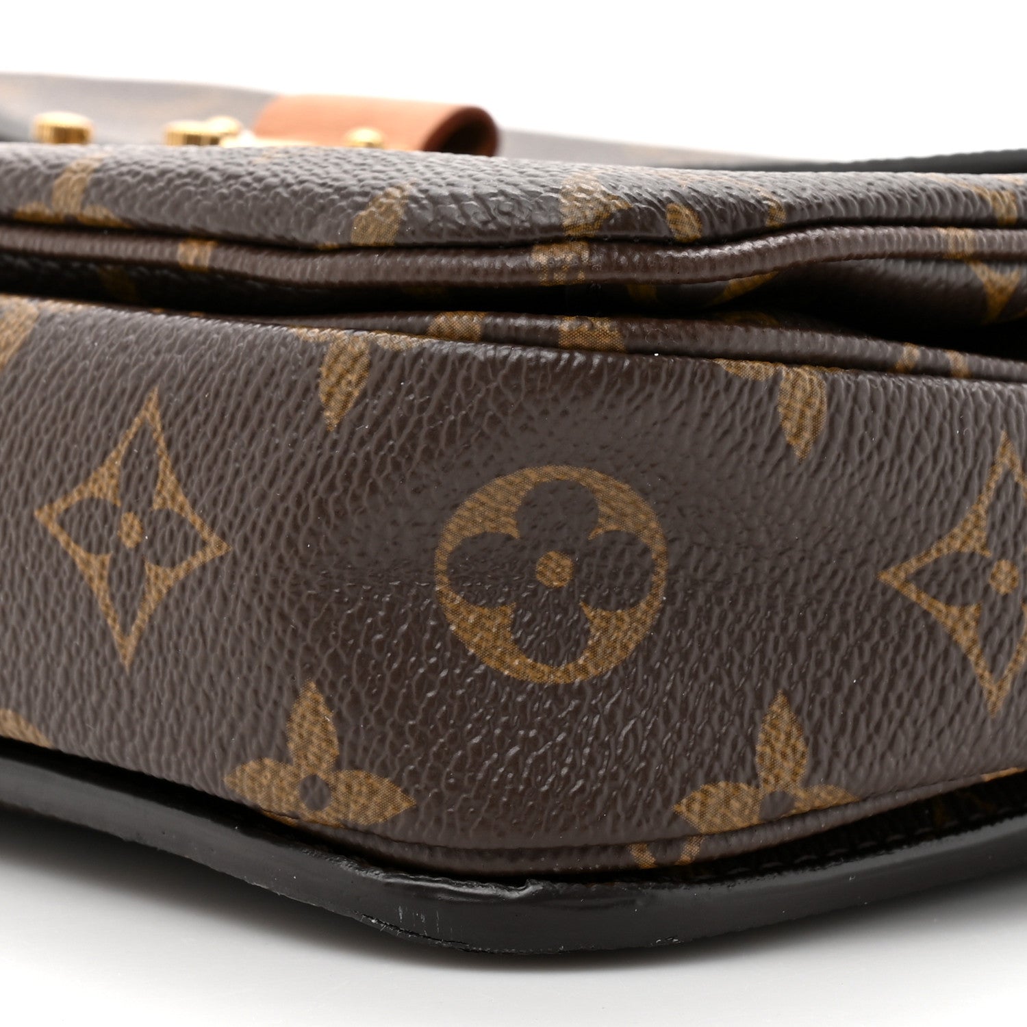 Louis Vuitton Monogram Pochette Metis 9 of 12