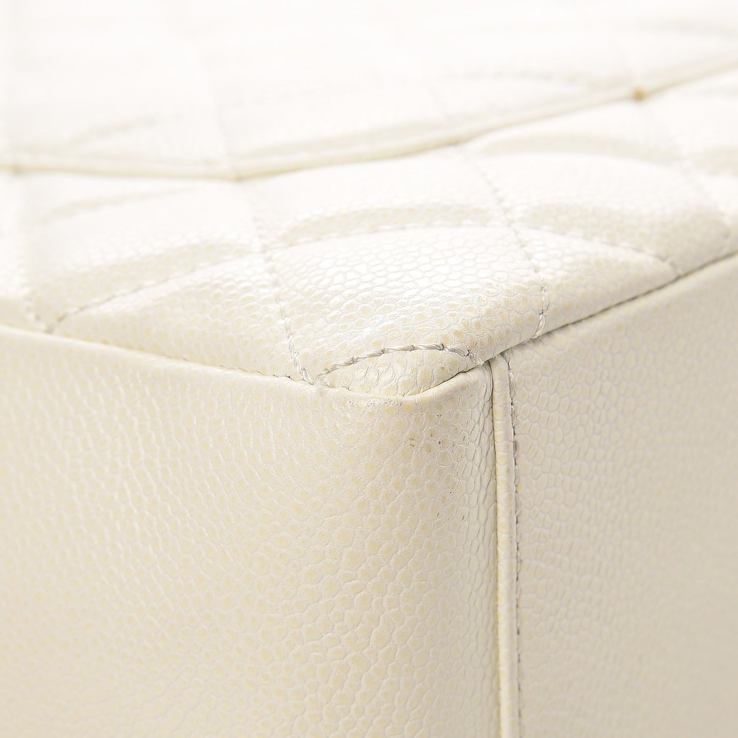 Caviar Quilted Petit Shopping Tote PST White