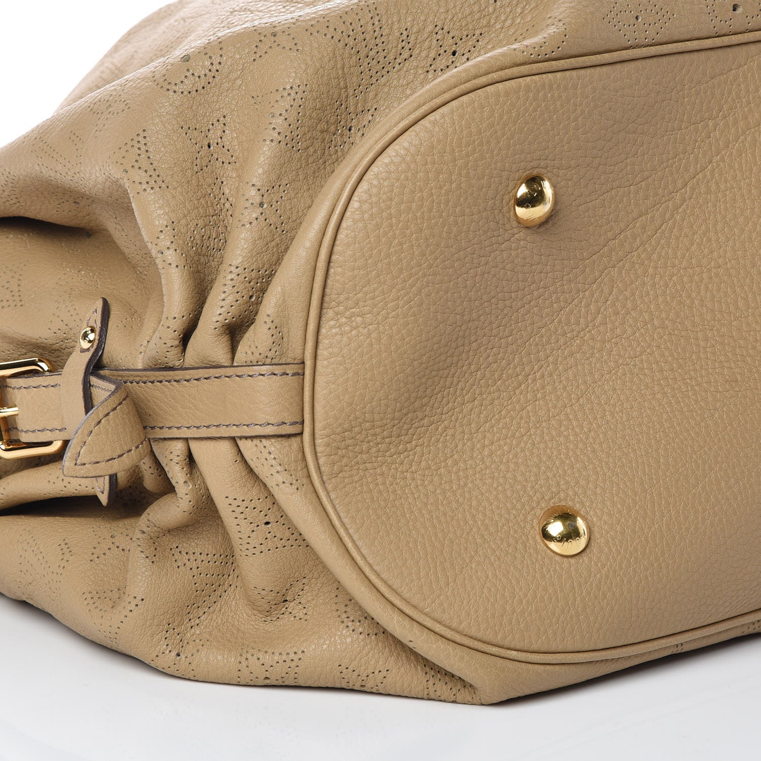 Louis Vuitton Mahina XL Biscuit 7 of 10
