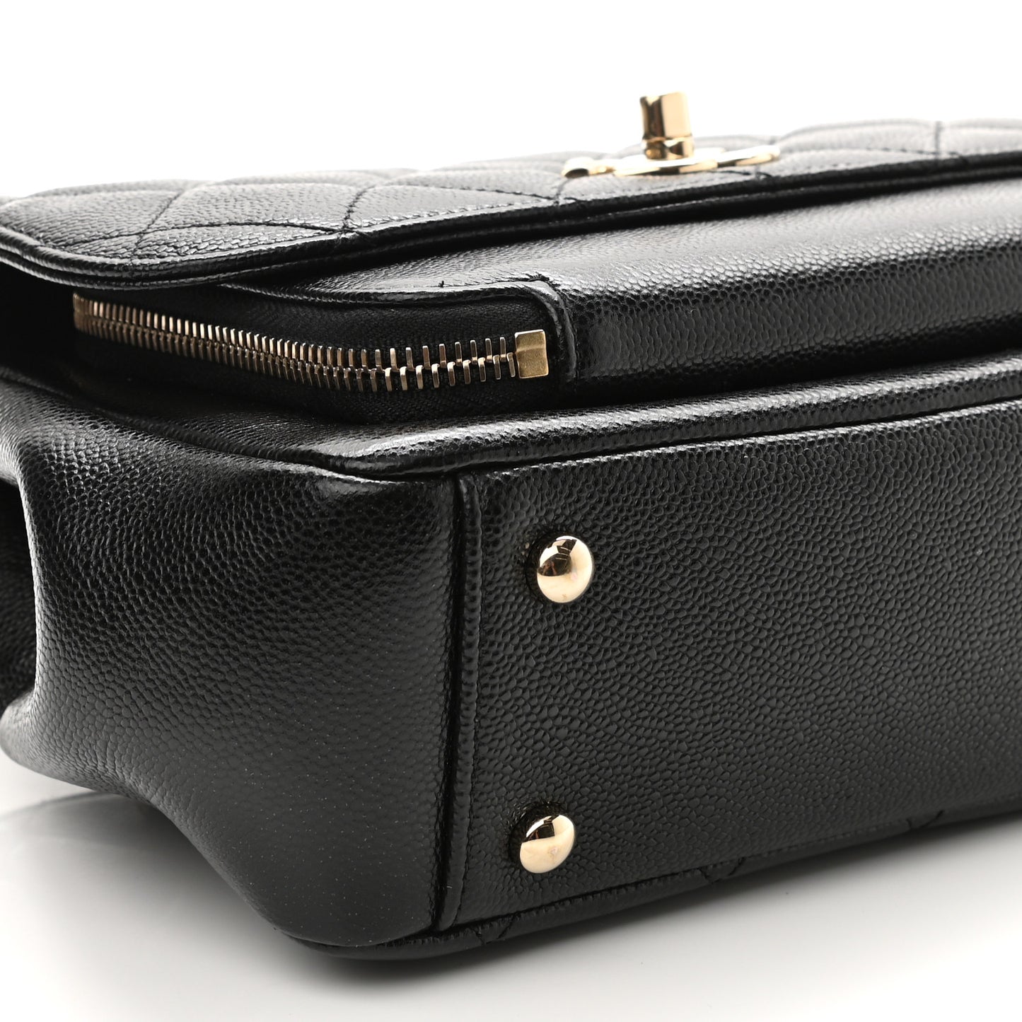 Caviar Quilted Medium Business Affinity Flap Black