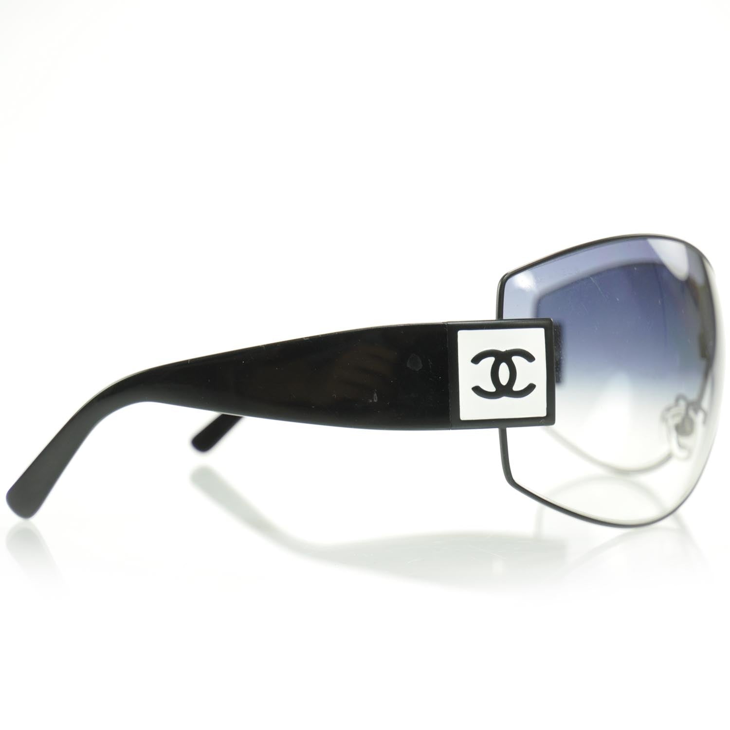 Chanel CC Logo Sunglasses 4114 Black 4 of 6