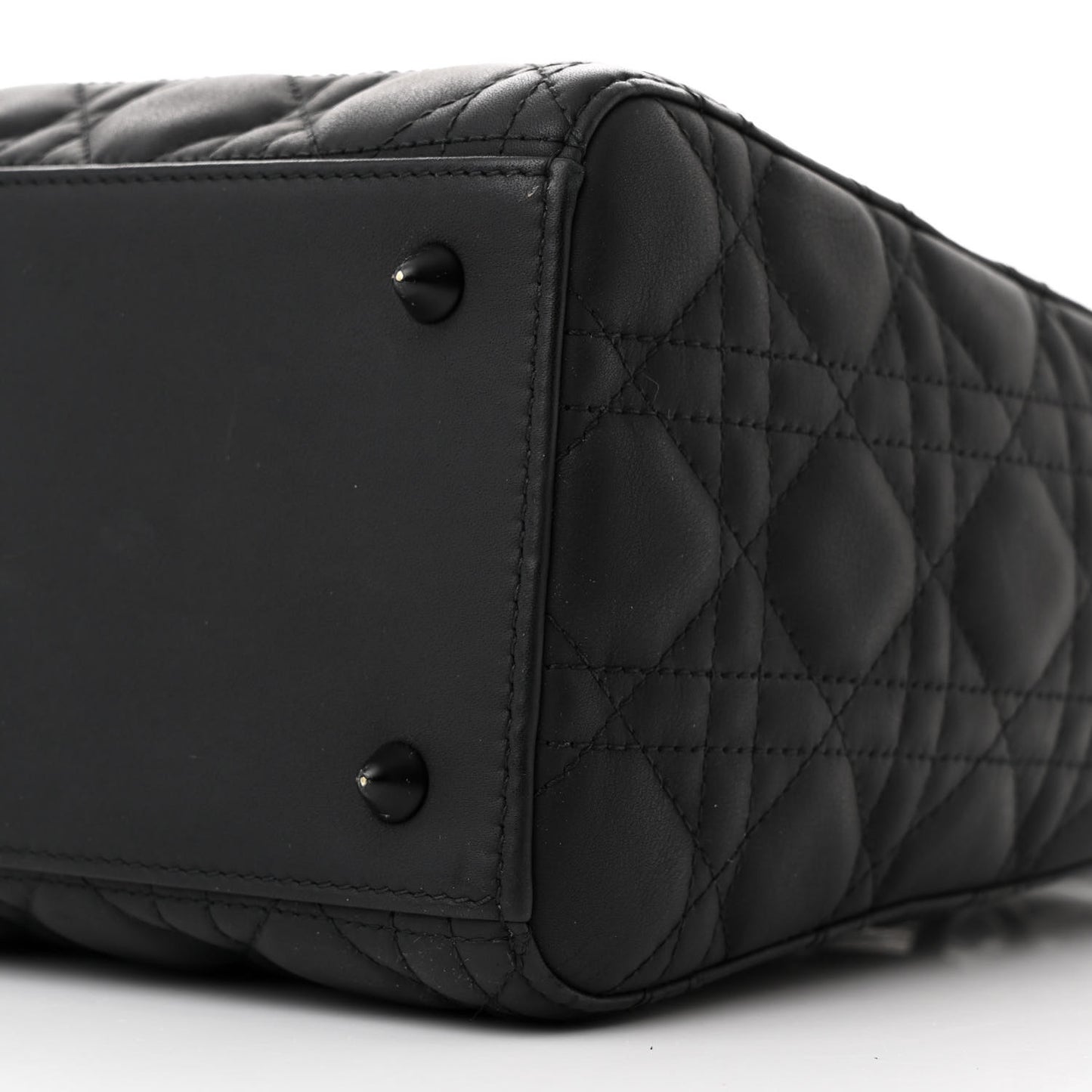 Ultra Matte Calfskin Cannage Medium Lady Dior Black