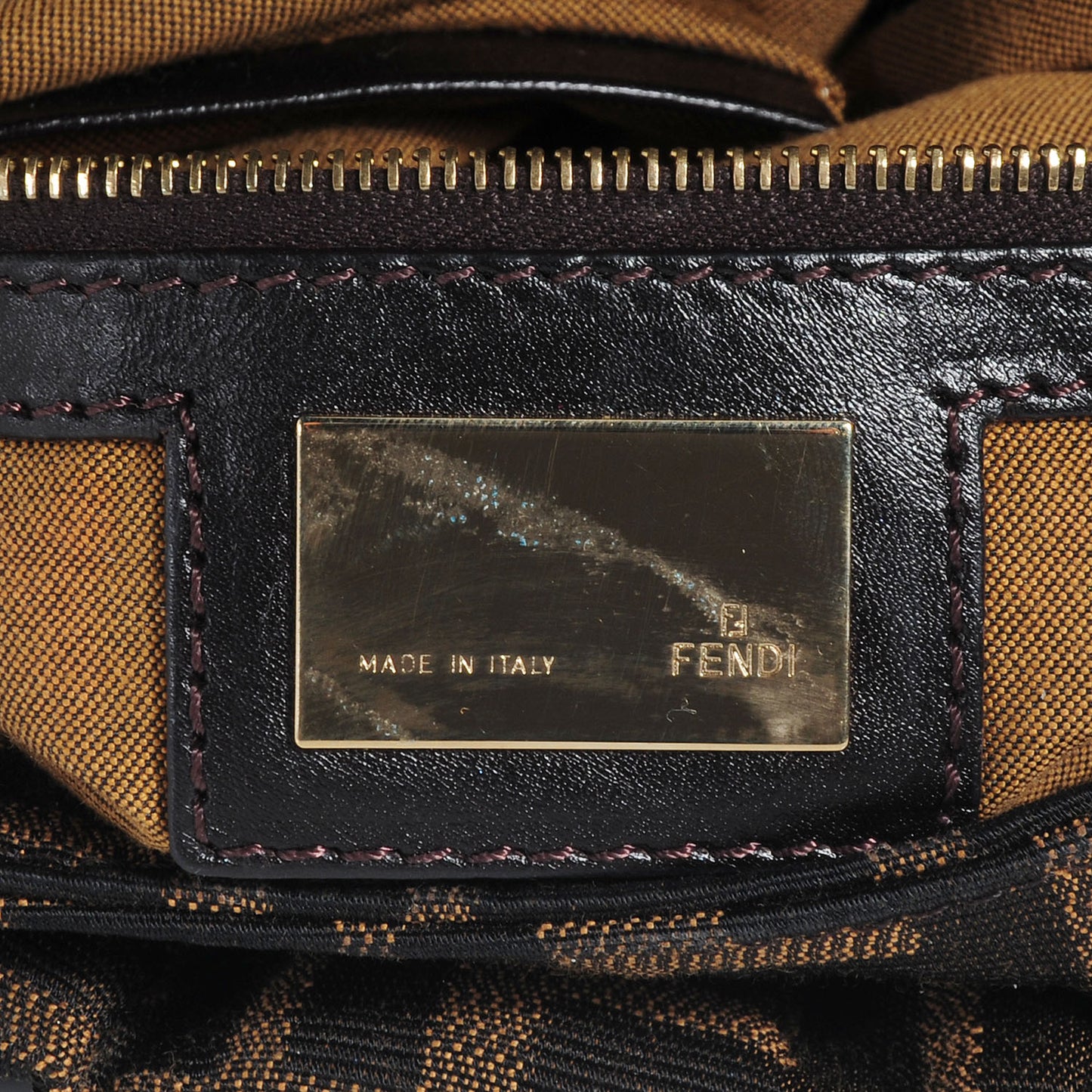 Zucca Small Chef Shoulder Bag Tobacco