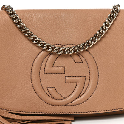 Gucci Pebbled Calfskin Medium Soho Flap Crossbody Camelia 8 of 10