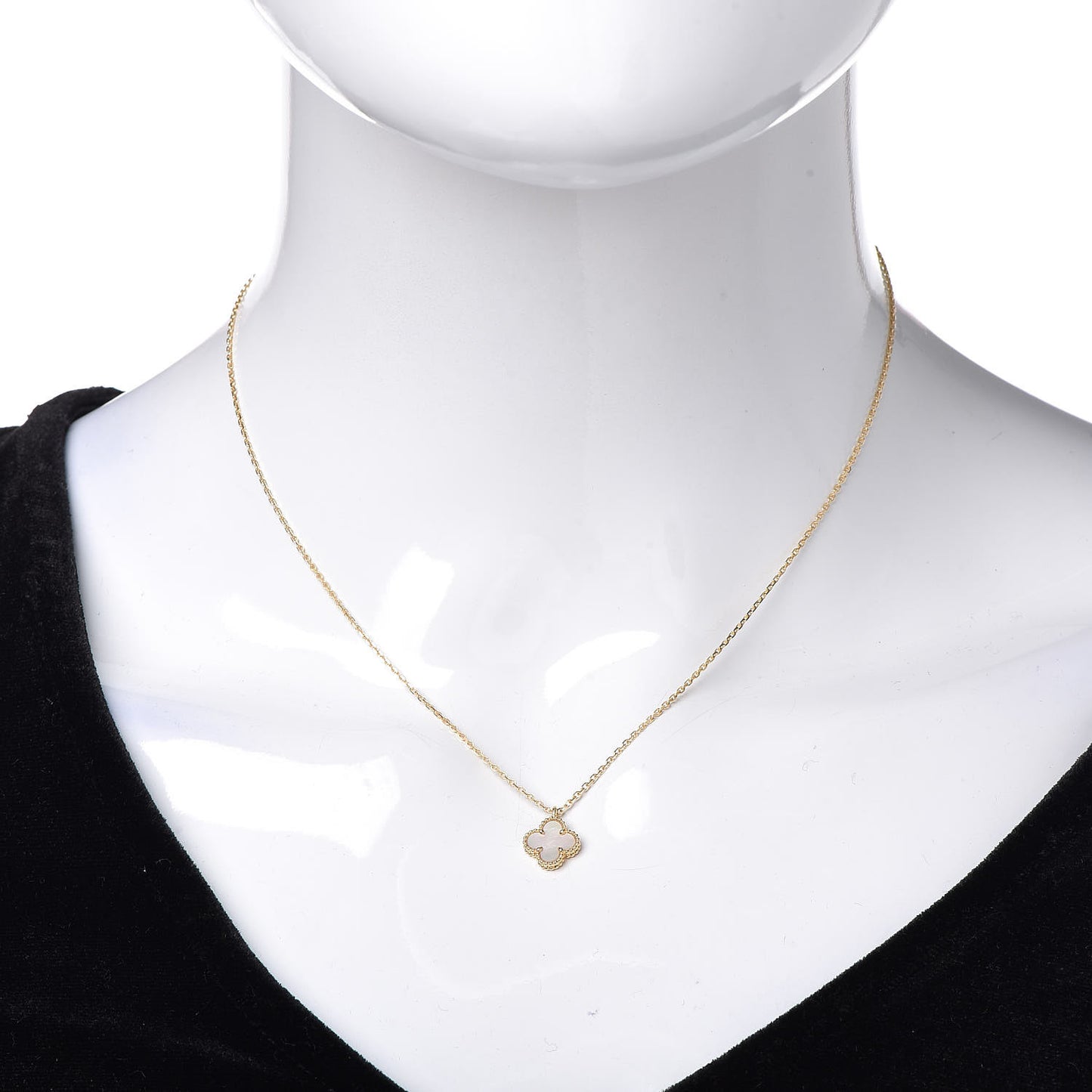 18K Yellow Gold Mother of Pearl Sweet Alhambra Pendant Necklace
