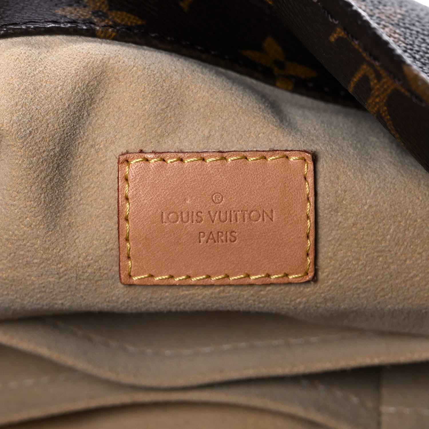 Louis Vuitton Monogram Artsy MM 6 of 12