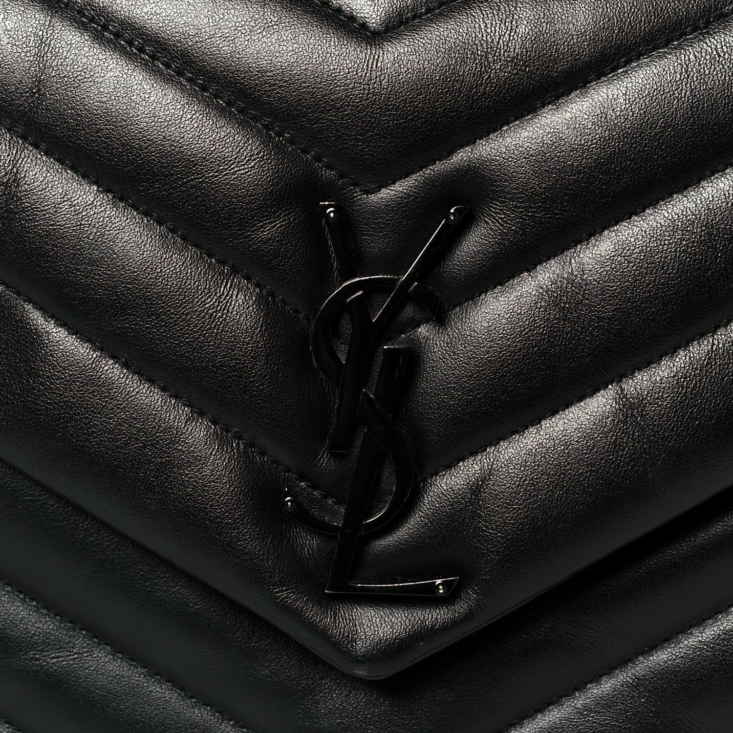 Saint Laurent Calfskin Y Quilted Monogram Monochrome Medium Loulou Chain Satchel Black Black 9 of 11