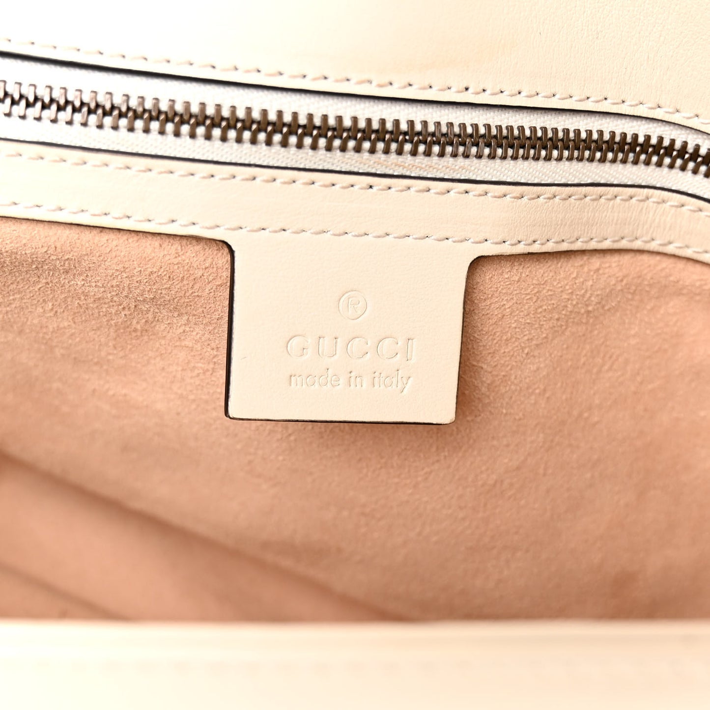 Calfskin Matelasse Small GG Marmont Shoulder Bag White
