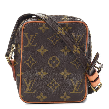 Louis Vuitton Monogram Pochette Bandouliere 1 of 8