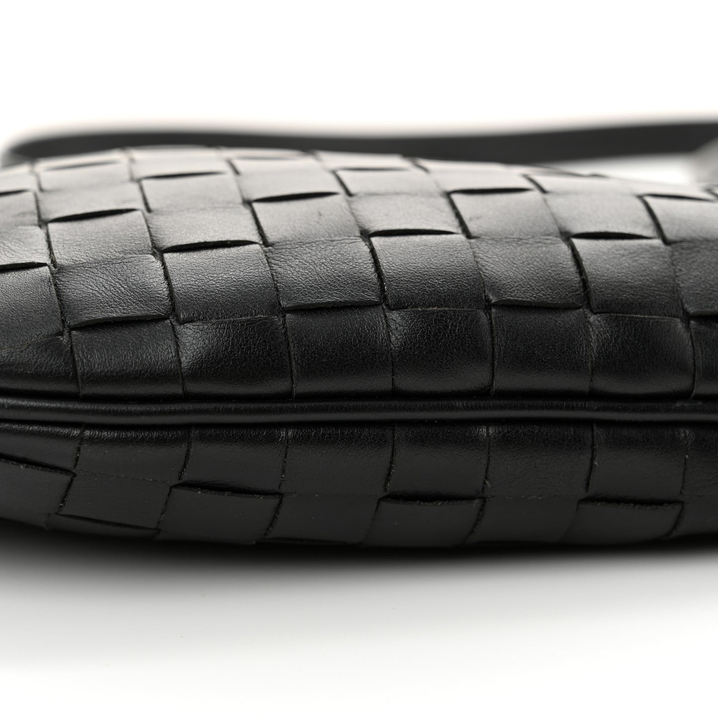 Calfskin Intrecciato Small Virgule Black