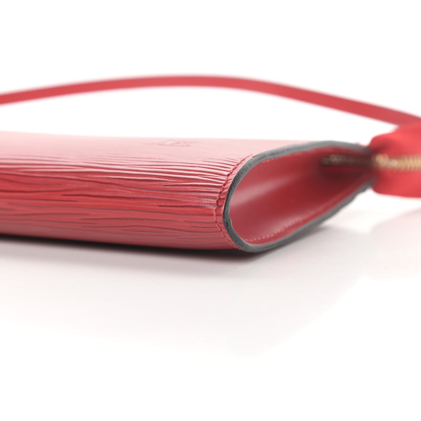 Epi Pochette Accessories 24 Castillan Red