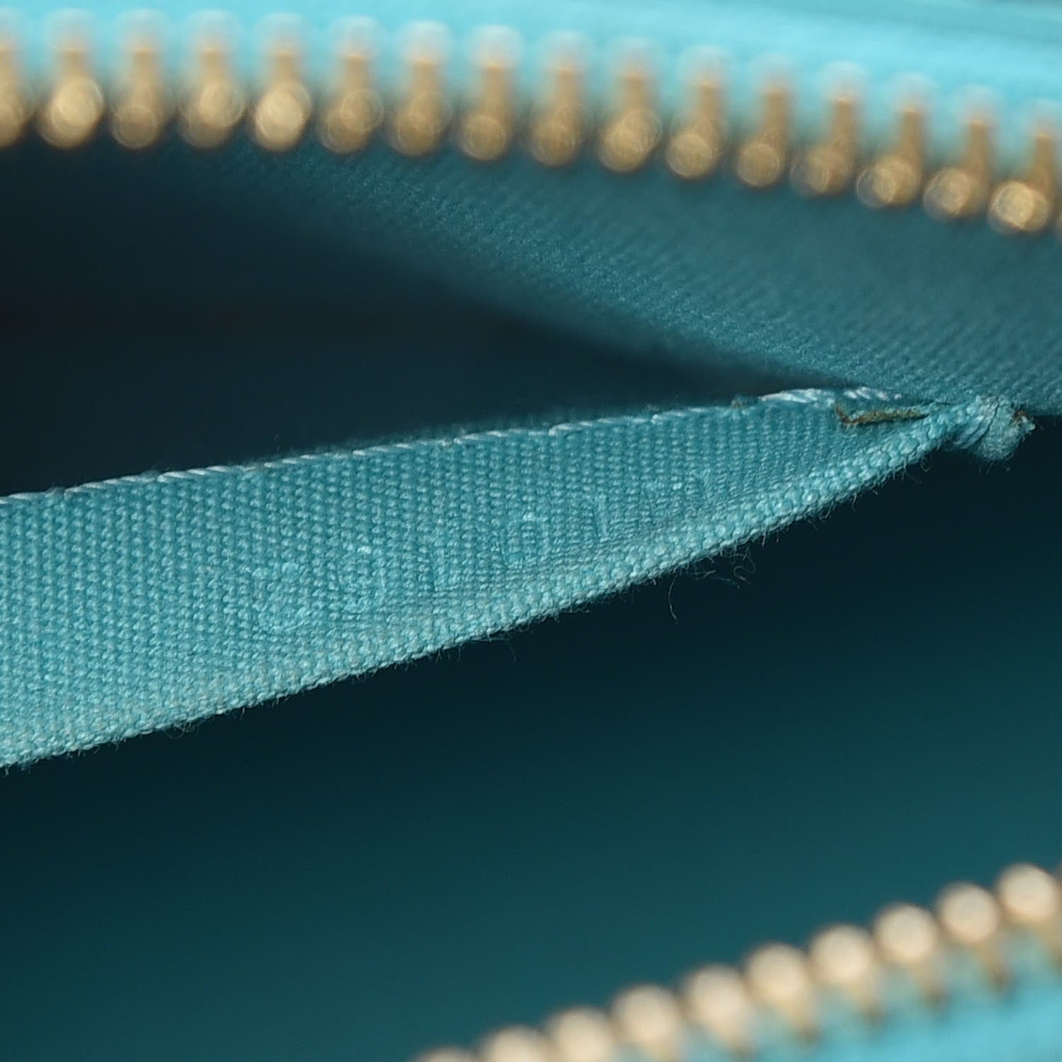 Louis Vuitton Vernis Alma BB Blue Lagon 9 of 10