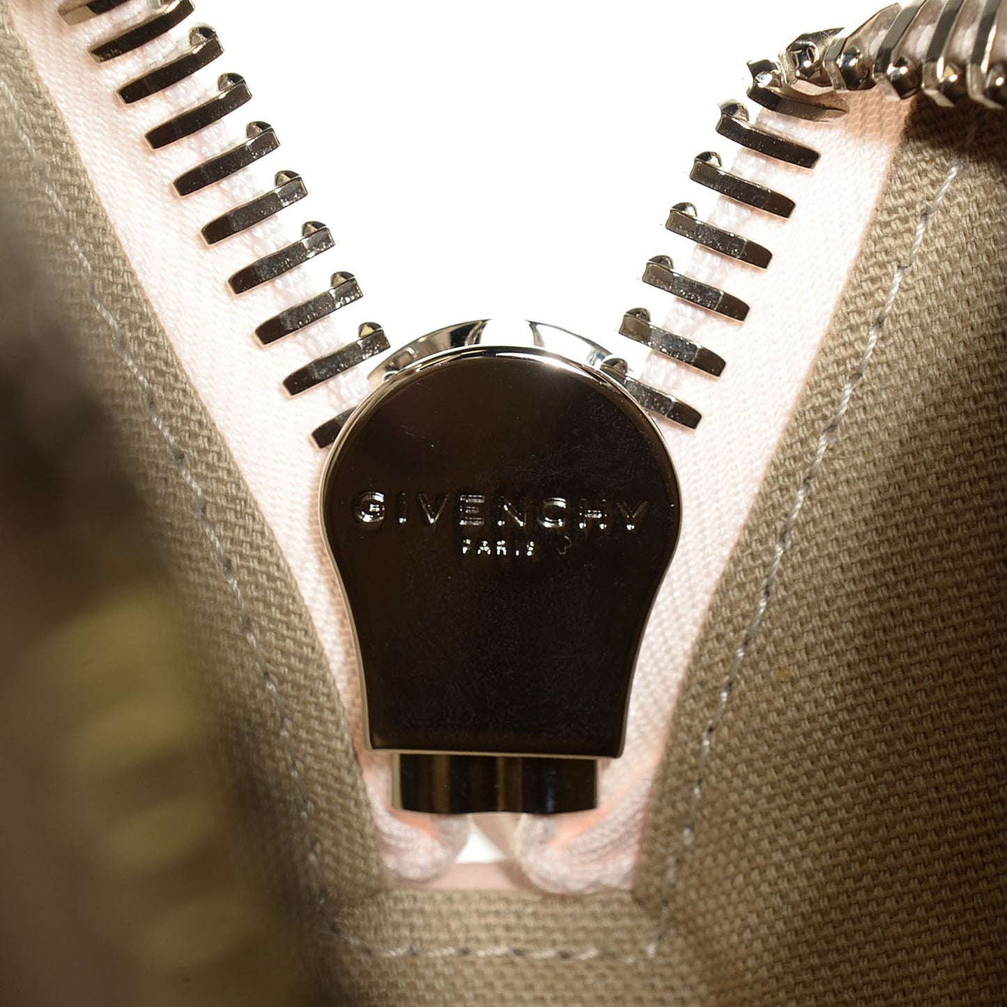 Sugar Goatskin Small Antigona Navy