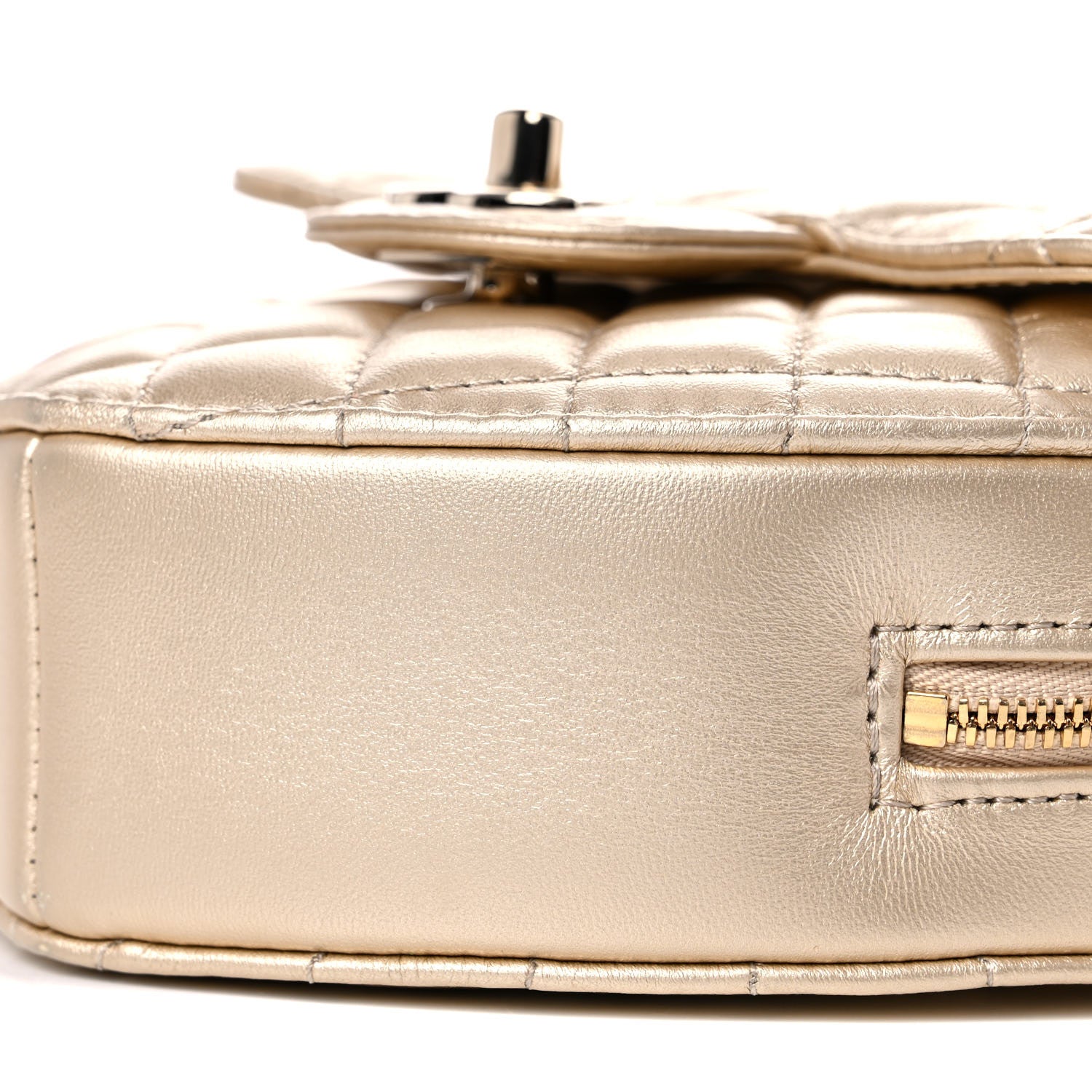Chanel Metallic Lambskin Quilted CC In Love Heart Bag Gold 9 of 10