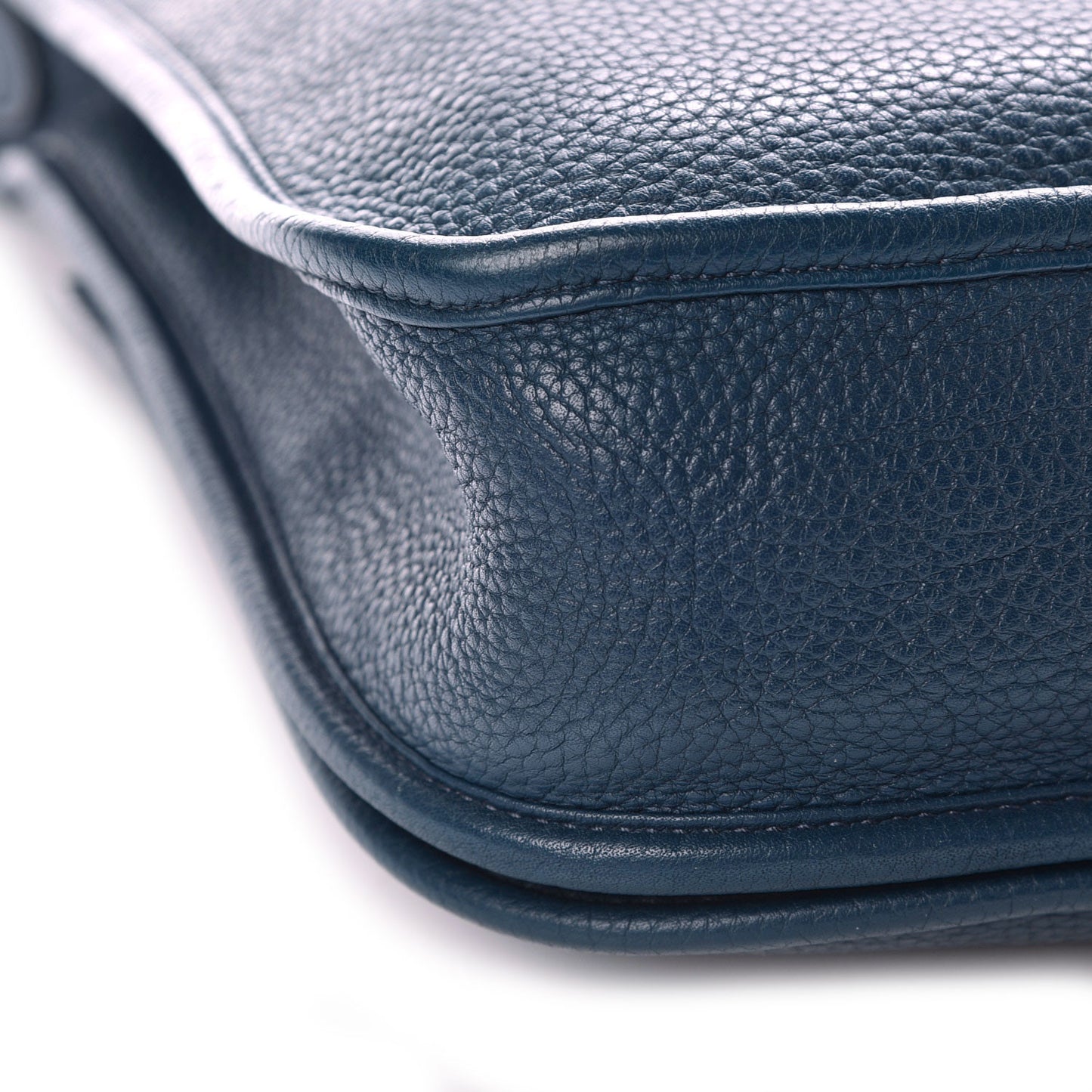 Taurillon Clemence Evelyne III PM Bleu De Malte