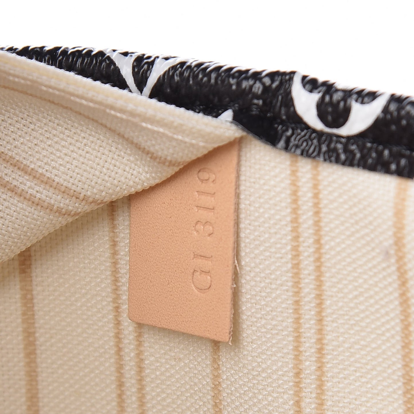 Monogram Giant Jungle Neverfull MM Ivory