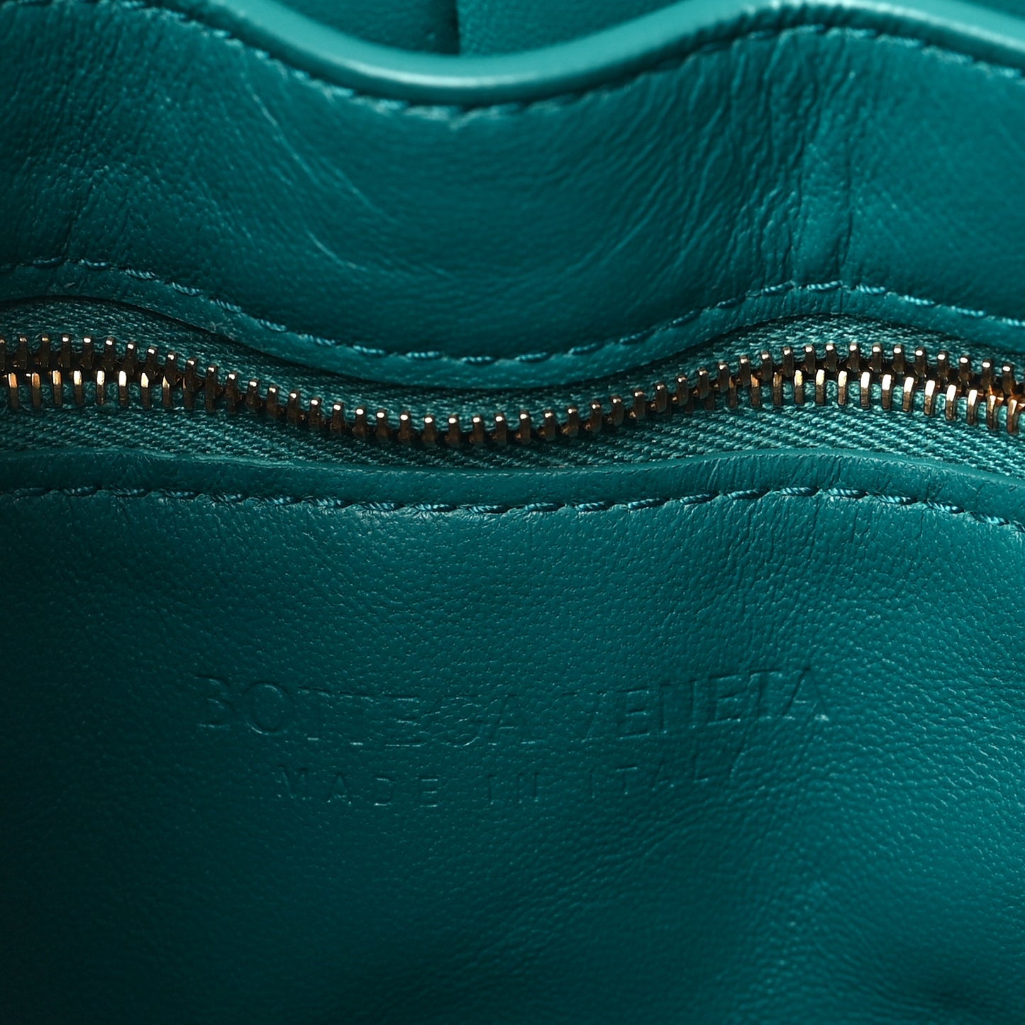 Nappa Maxi Intreccio Padded Cassette Crossbody Bag Mallard