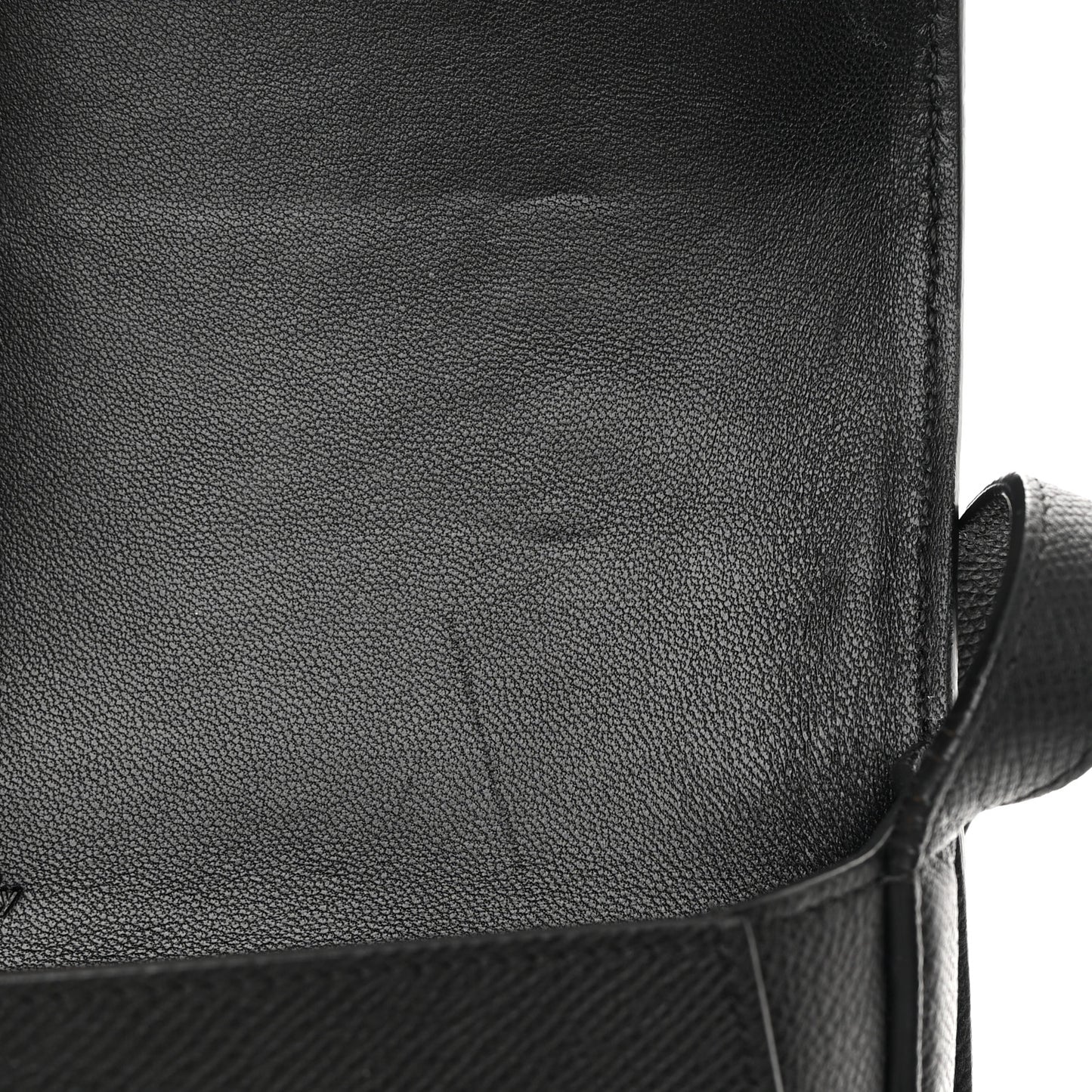Grained Calfskin Medium Trotteur Black