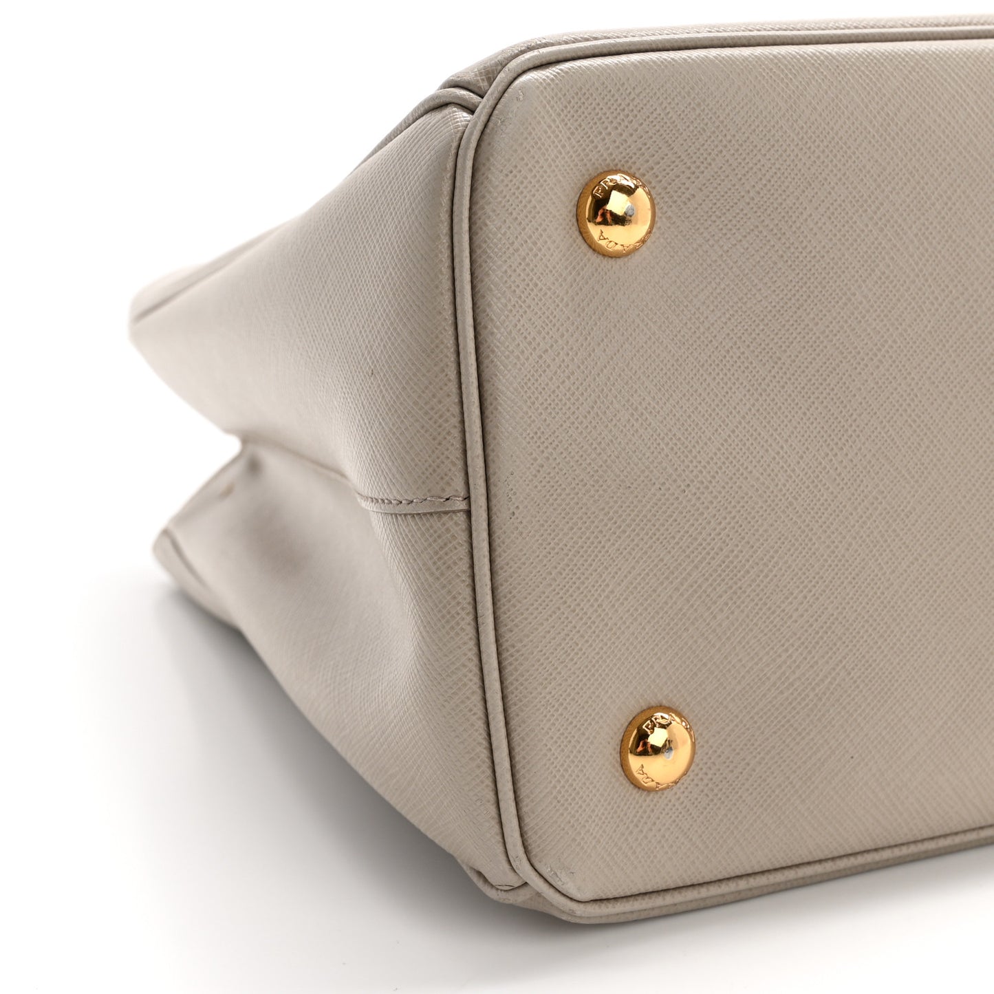 Saffiano Lux Medium Tote Pomice