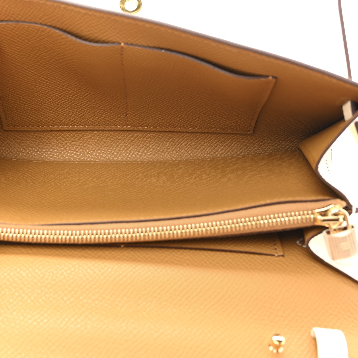 Epsom Verso Kelly Wallet To Go Nata Sesame