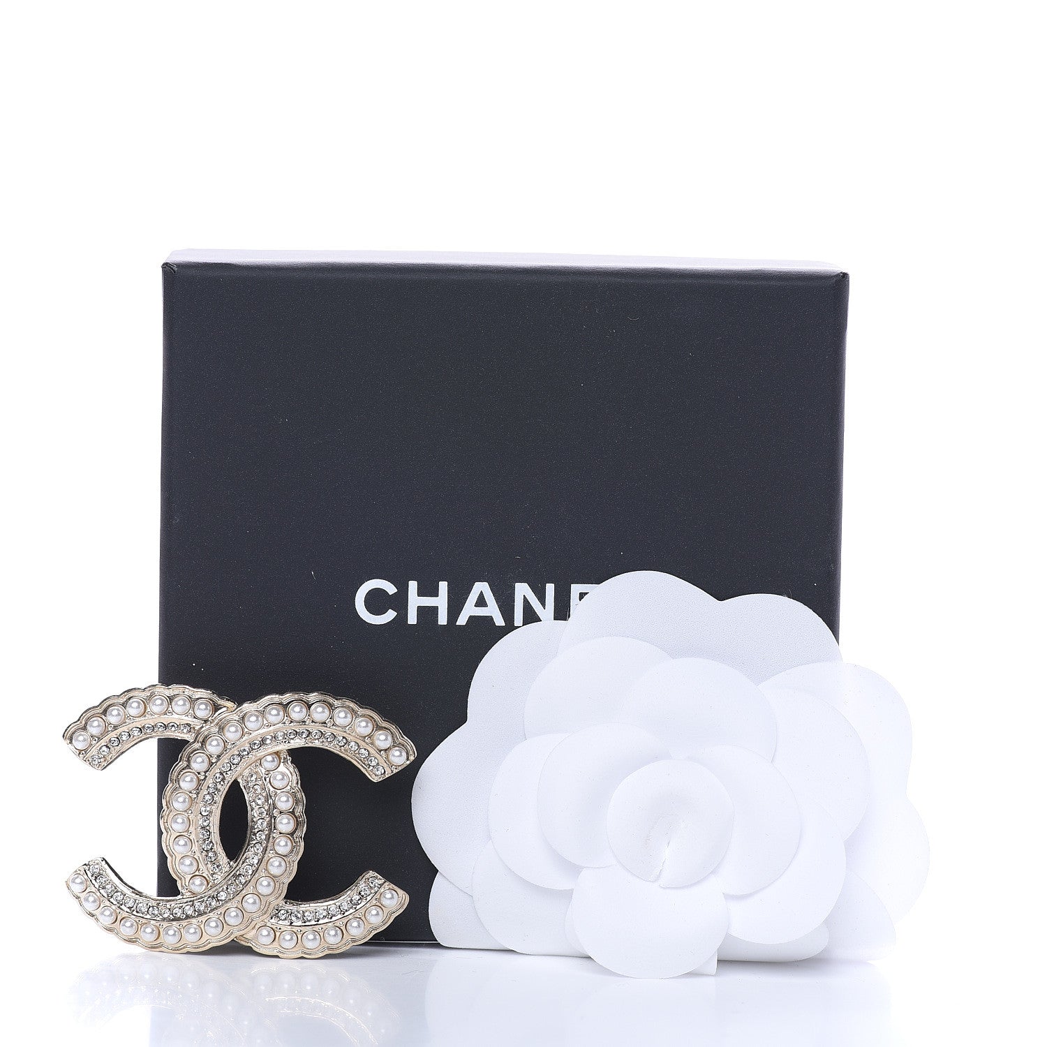 Chanel Pearl Crystal Queen of France CC Brooch Gold 5 of 5