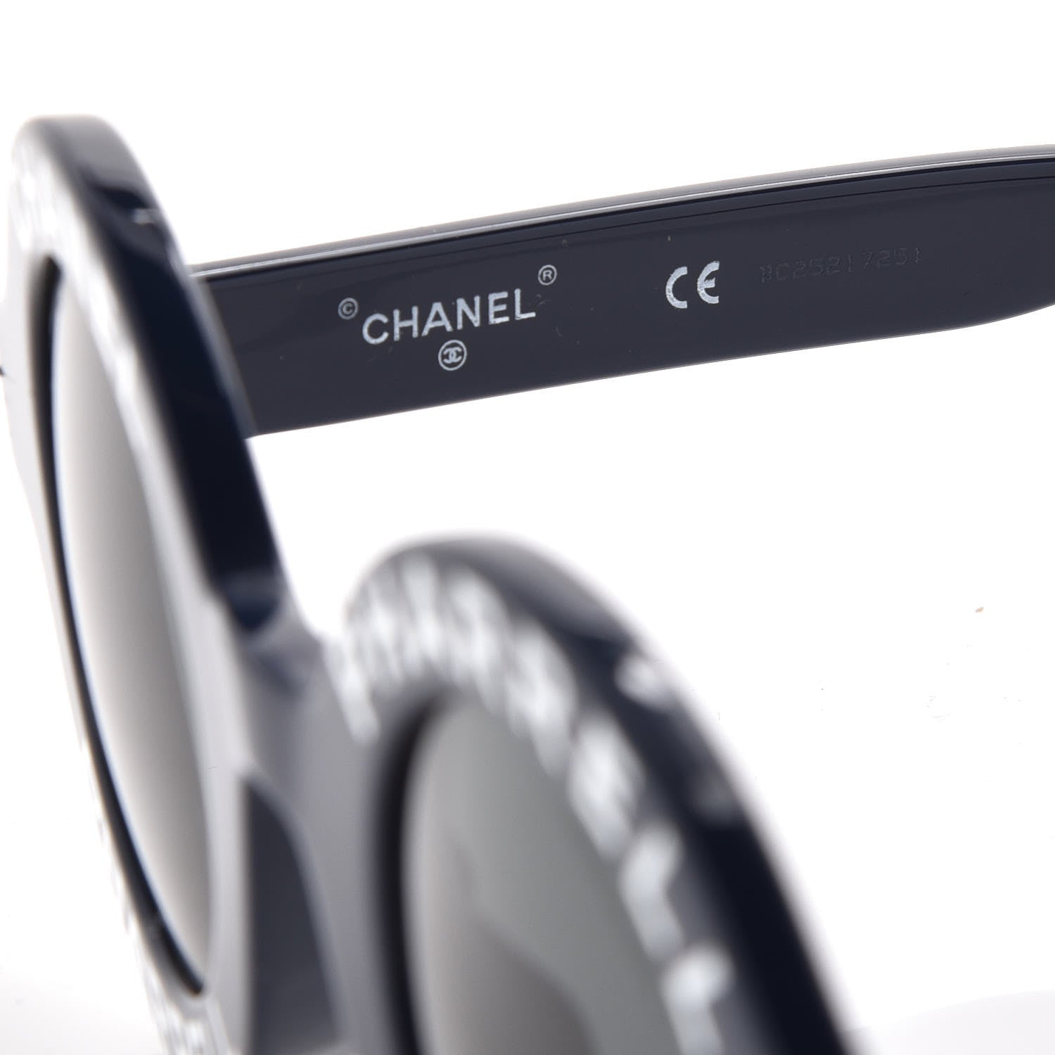 Chanel x Pharrell Williams Round 19mm Sunglasses Indigo Gris 6 of 7