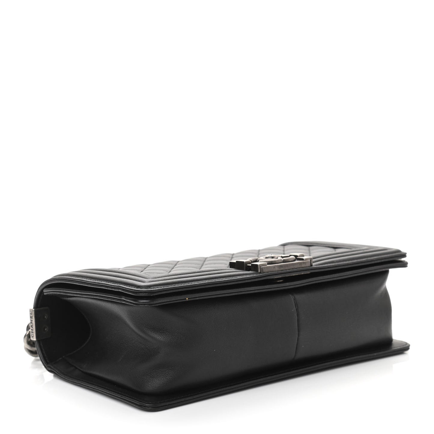 Caviar Quilted Medium Boy Flap Black