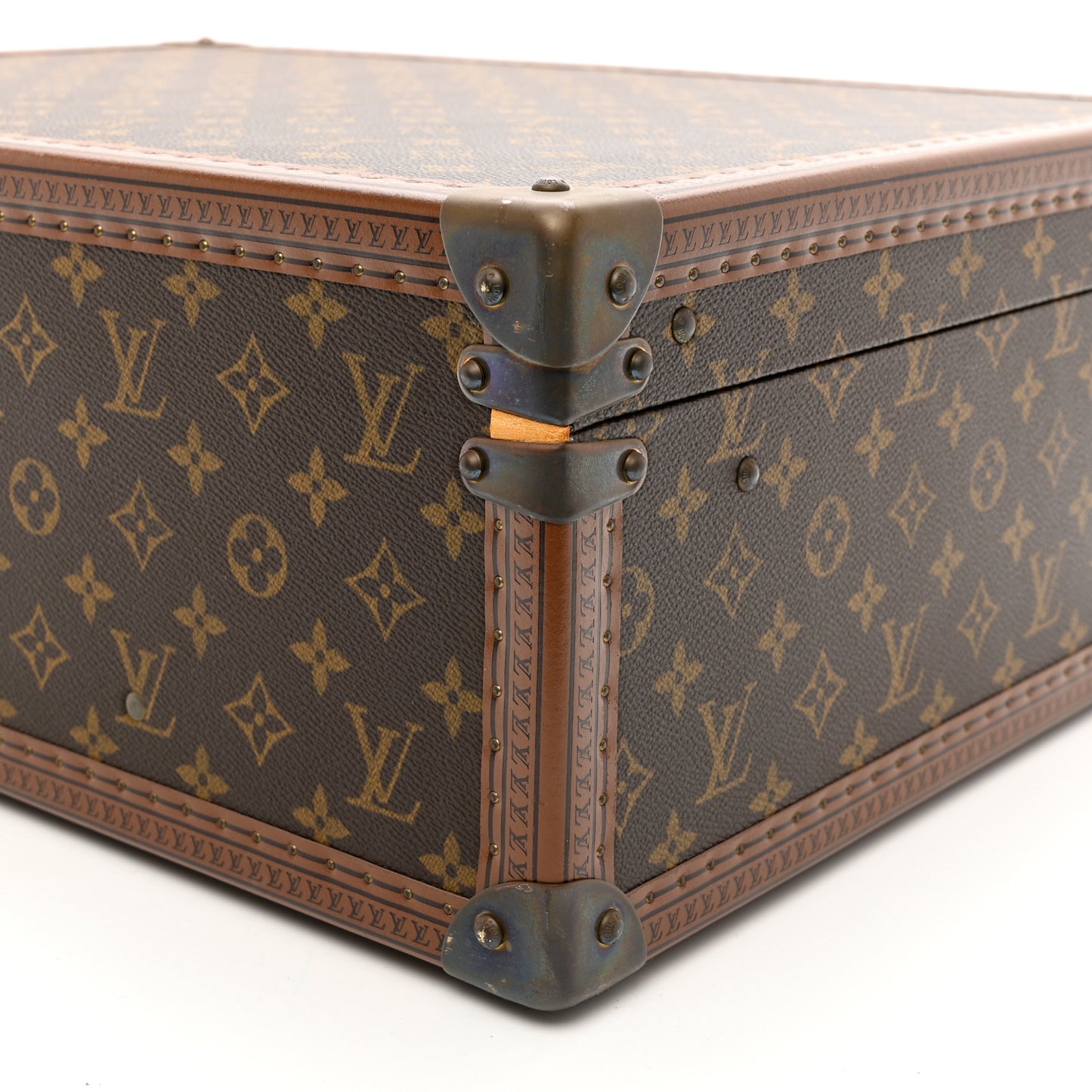 Monogram Bisten 50
