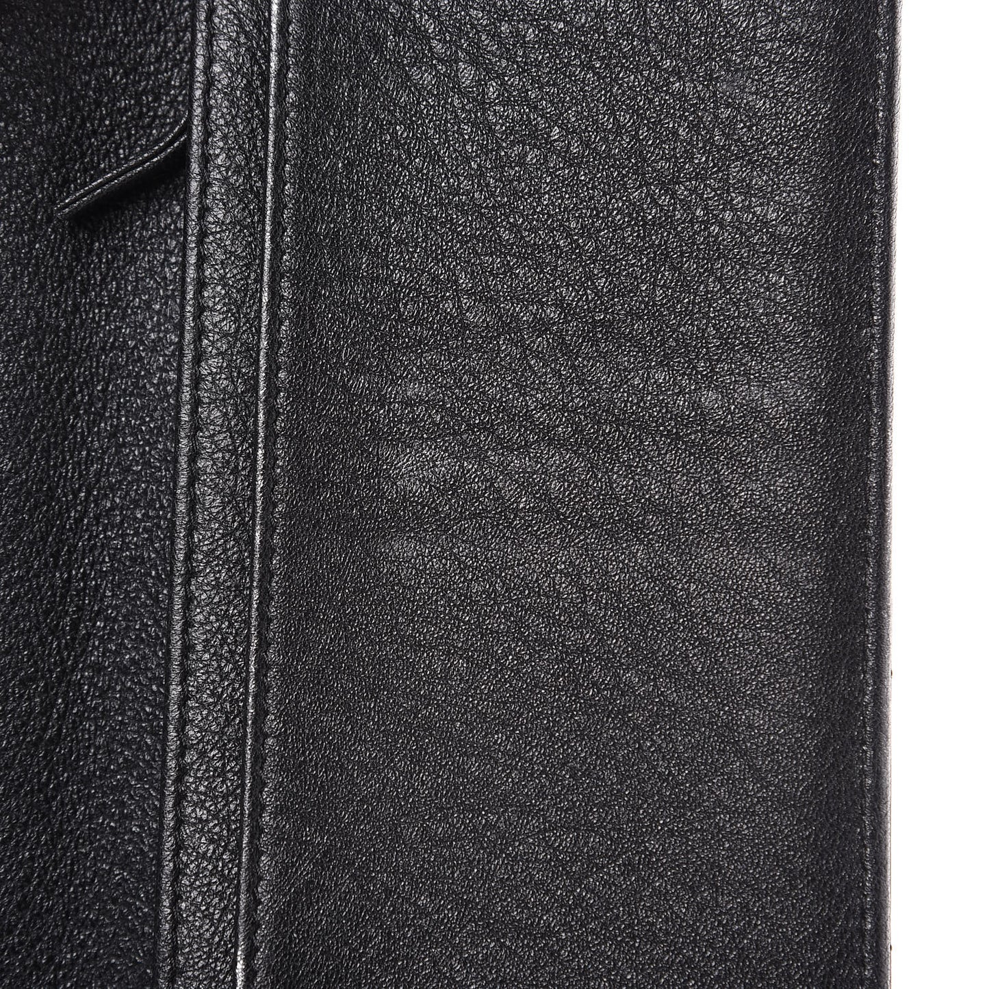 Shiny Goatskin Chevron Quilted Yen Wallet Black