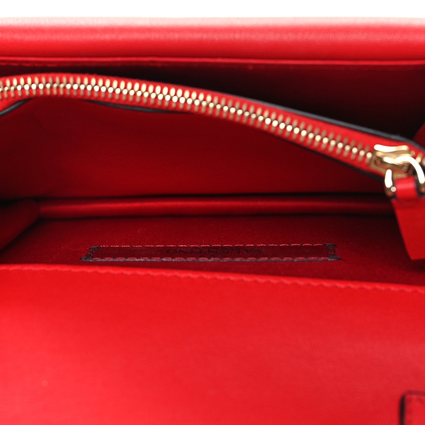 Vitello Rockstud Wallet On Chain Rouge Pur