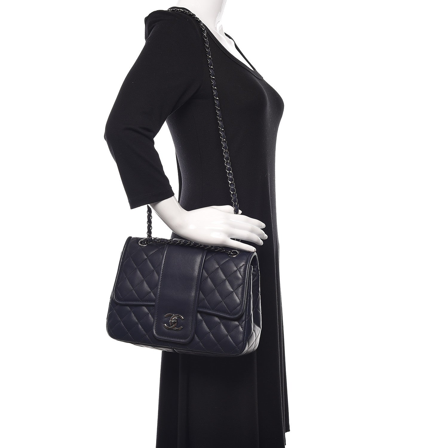 Chanel Lambskin Quilted Elementary Chic Flap Navy 2 of 13