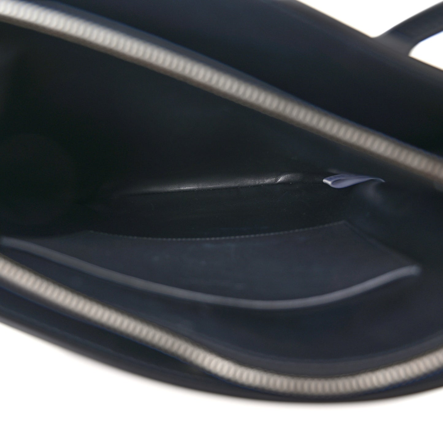 Grained Calfskin My Way Black