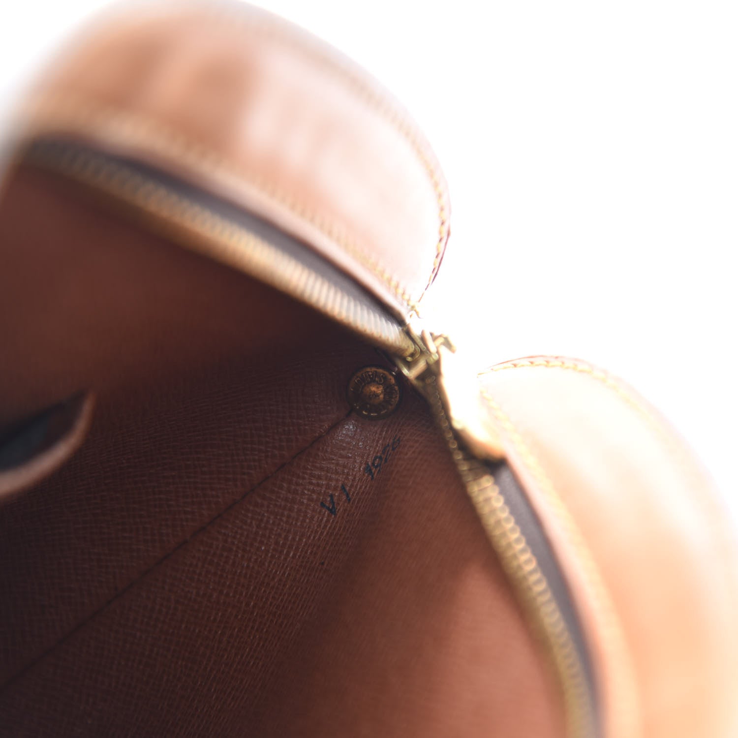 Louis Vuitton Monogram Drouot 9 of 10