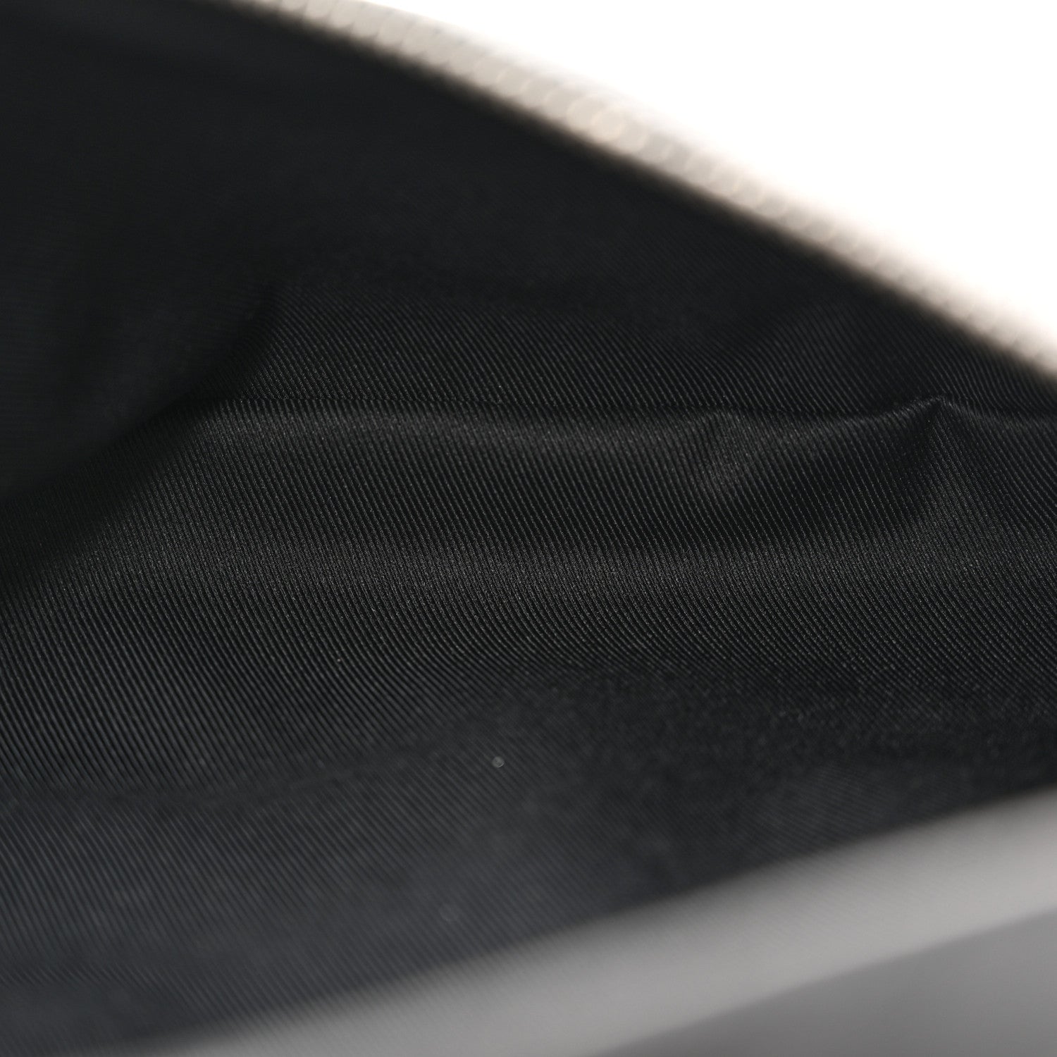 Louis Vuitton Monogram Eclipse Discovery Bumbag 5 of 10