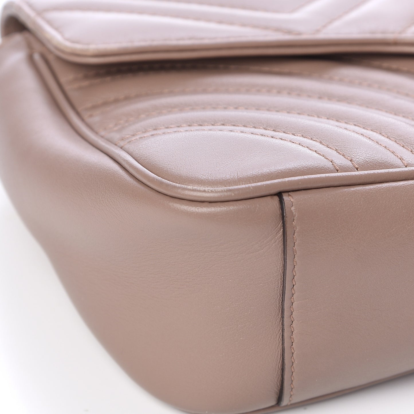 Calfskin Matelasse Small GG Marmont Shoulder Bag Porcelain Rose