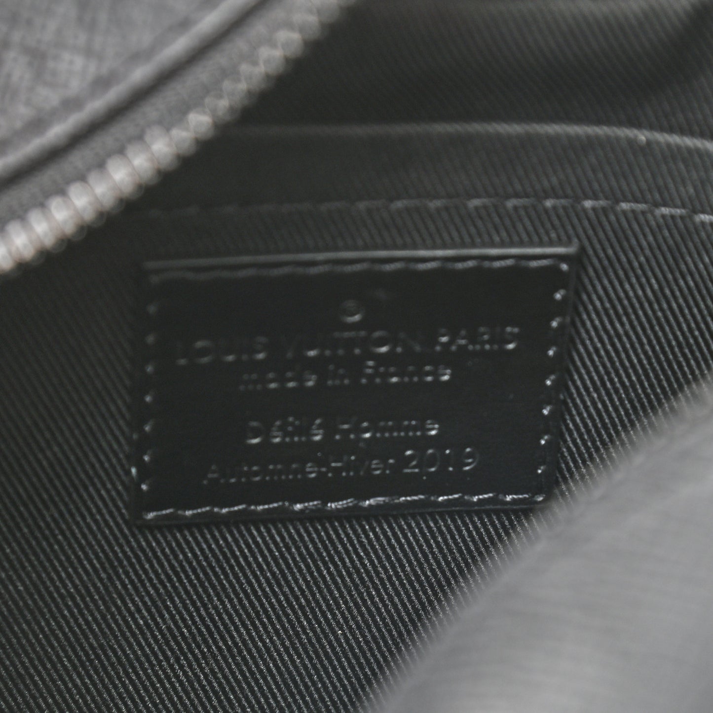 Taiga Rainbow Mini Soft Trunk Black