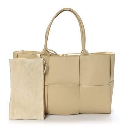 Bottega Veneta Grained Calfskin Intrecciato Medium Arco Tote Porridge 3 of 10