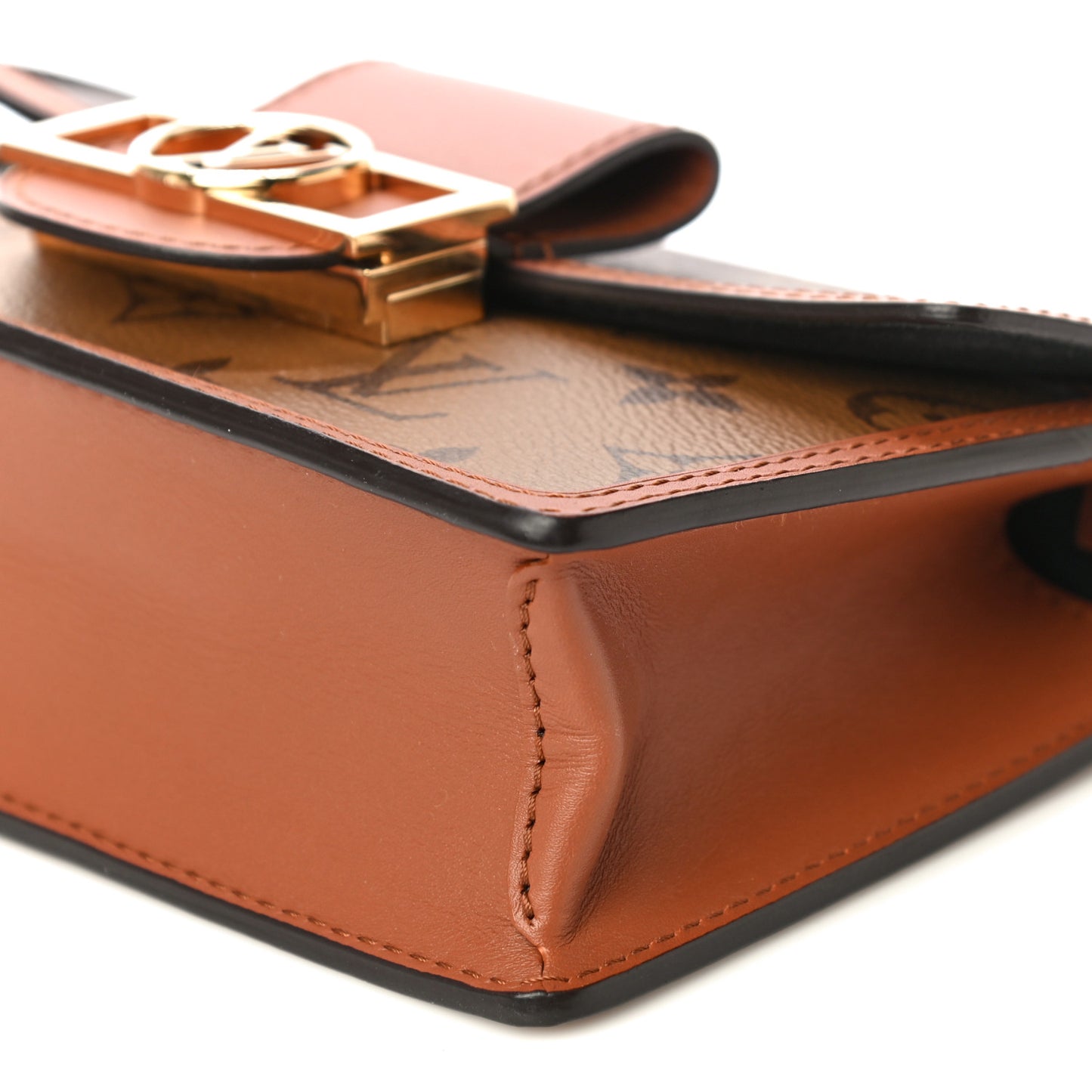 Reverse Monogram Dauphine Chain Wallet