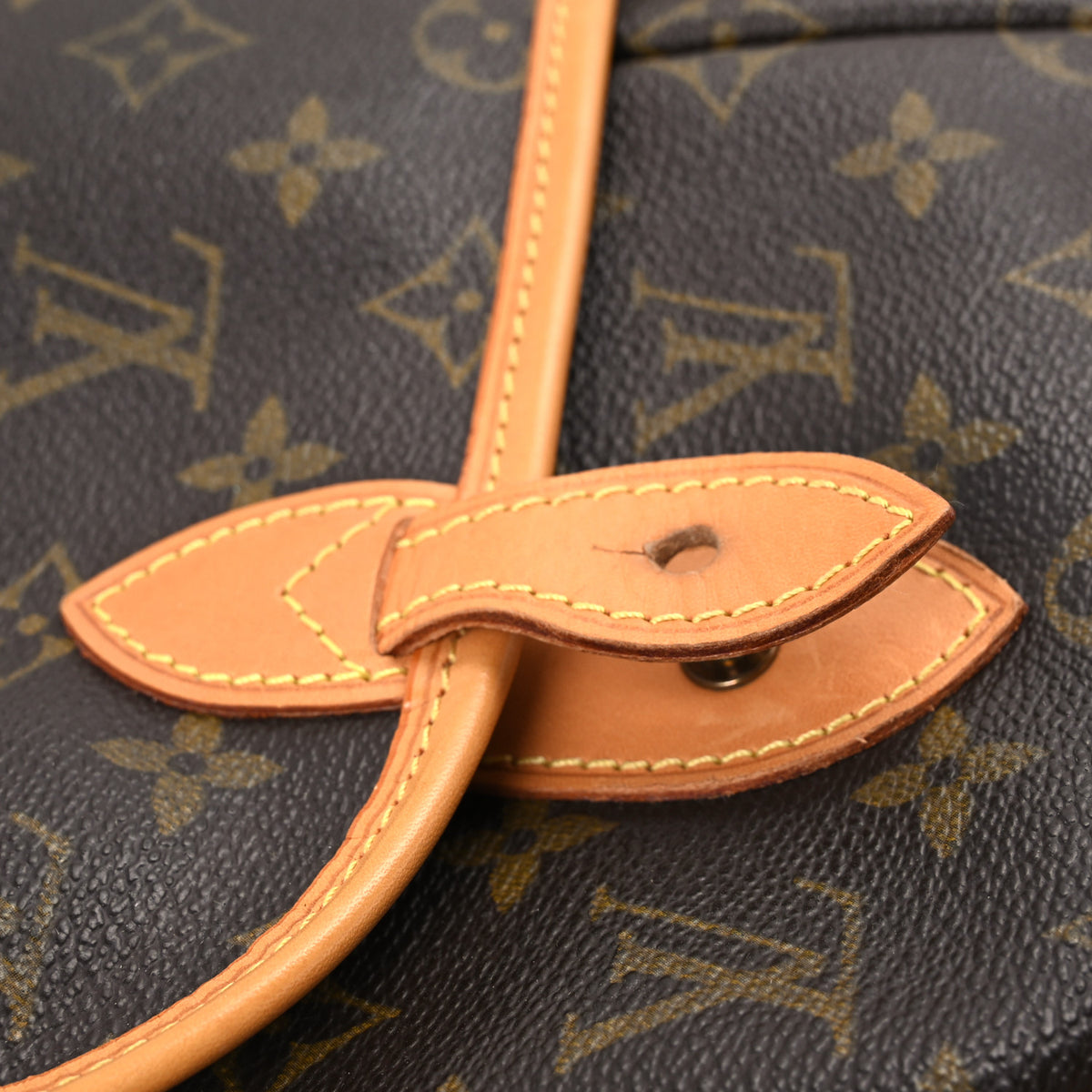Louis Vuitton Monogram Sac Gibeciere 10 of 12
