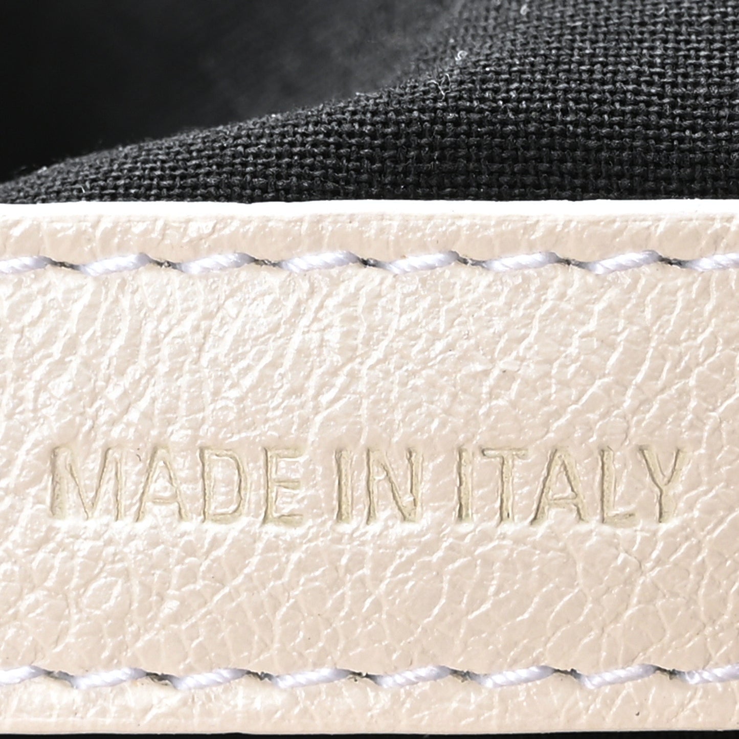 Agneau Arena Small Le Cagole Bucket Bag Optic White