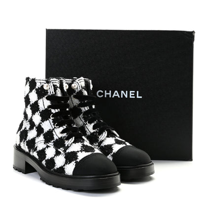 Chanel Tweed Grosgrain Pearl Combat Short Boots 40.5 White Black 6 of 11