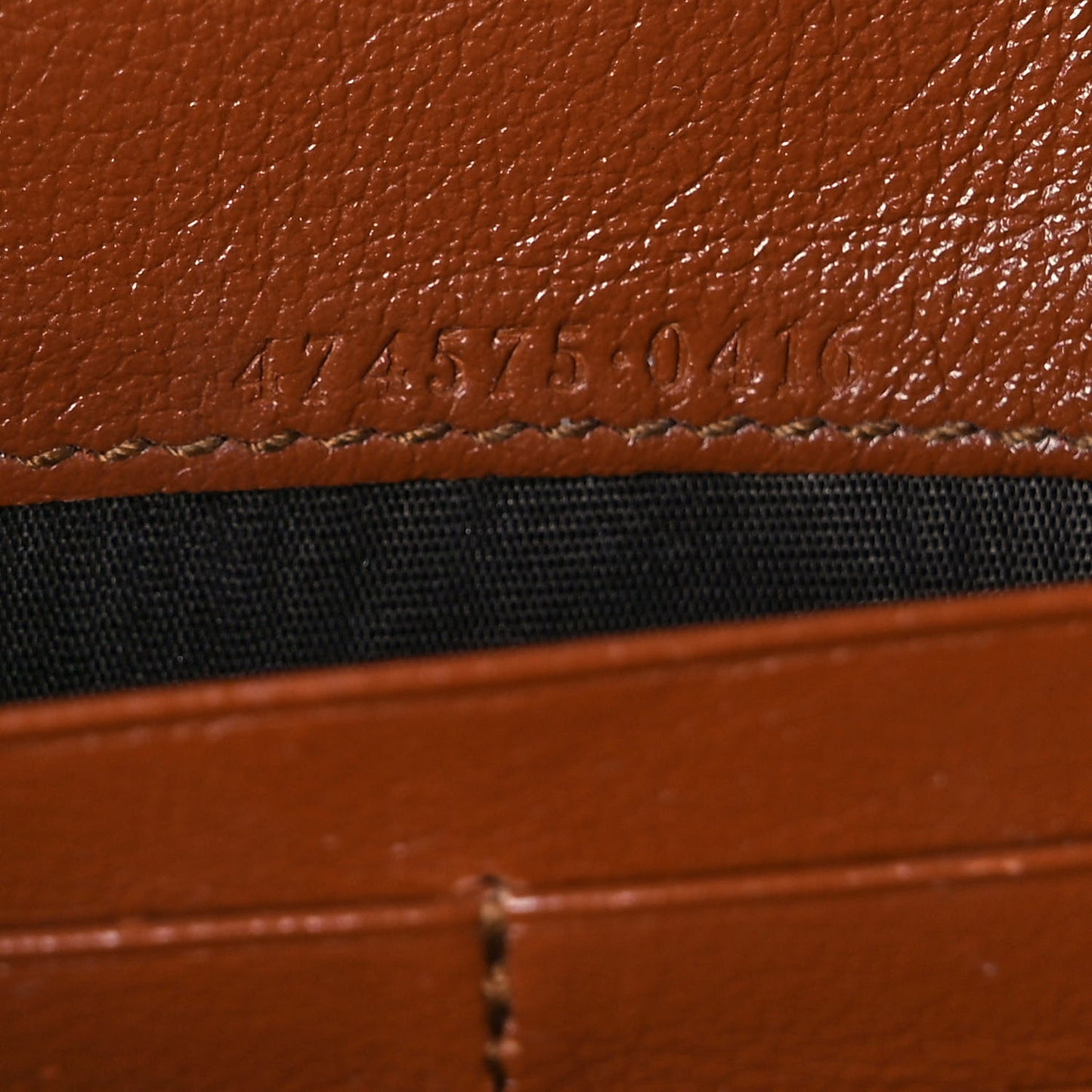 Azalea Calfskin Matelasse Diagonal GG Marmont Chain Wallet Cuir