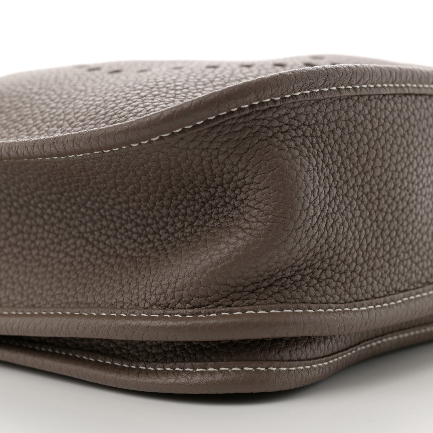 Hermes Taurillon Clemence Evelyne III PM Etoupe 9 of 13