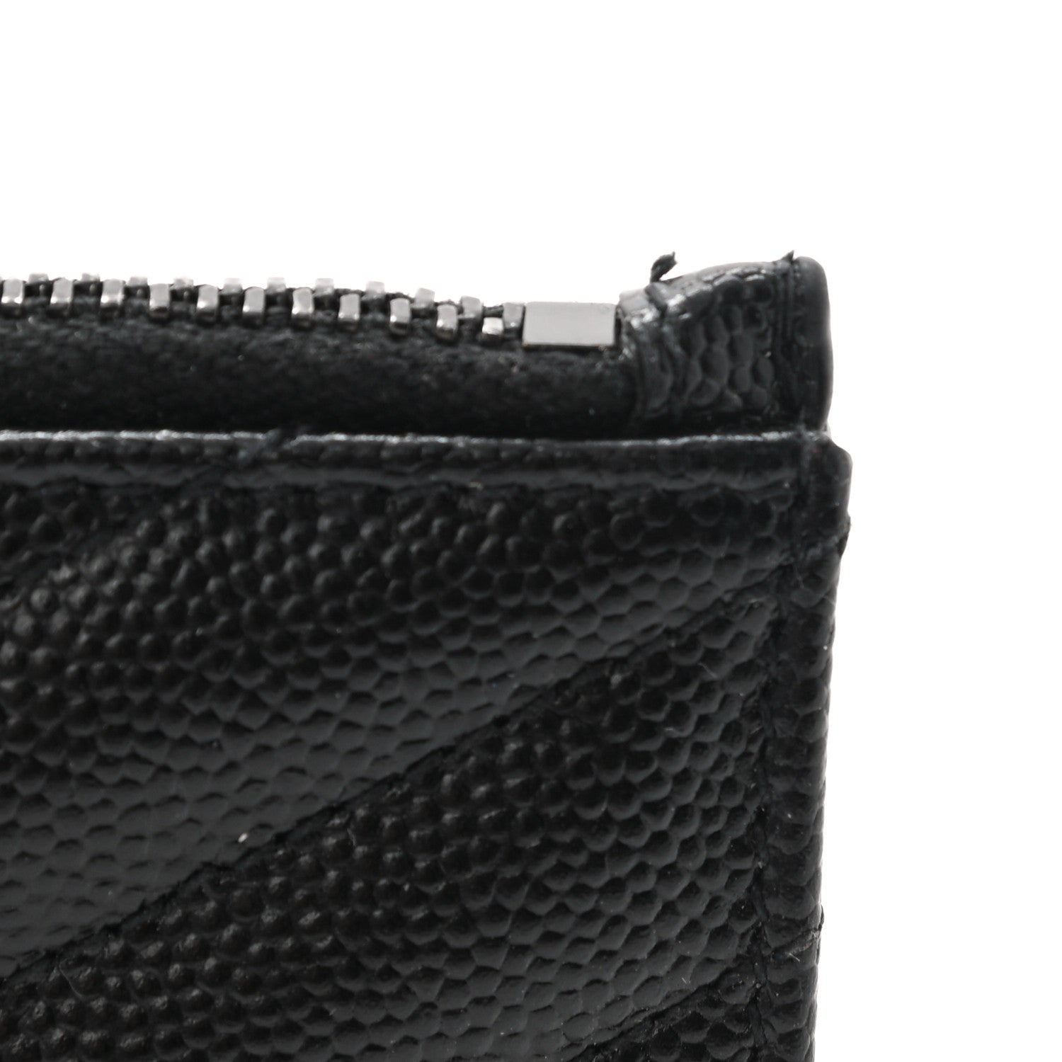 Saint Laurent Grain De Poudre Matelasse Chevron Monogram Fragments Zippered Card Case Black 7 of 8