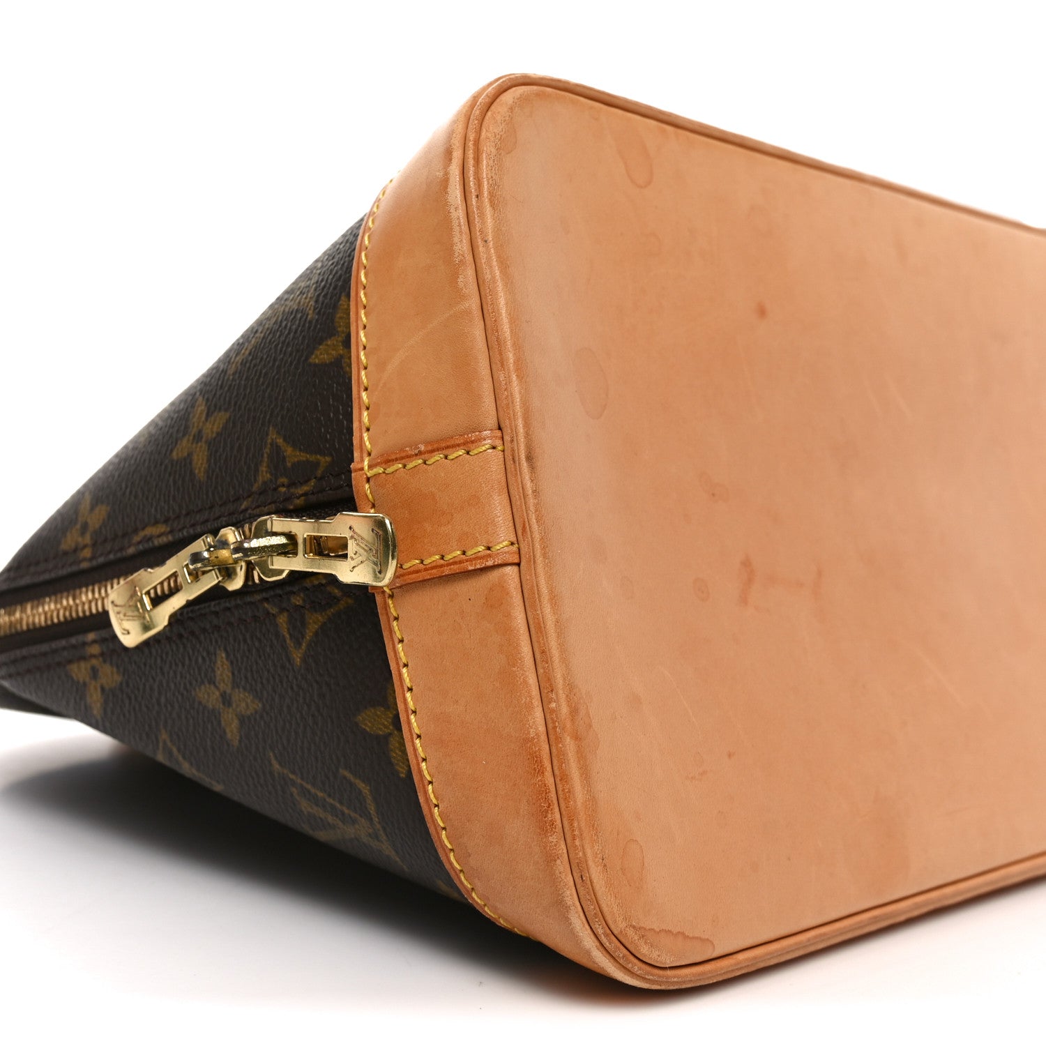 Louis Vuitton Monogram Alma PM 8 of 9