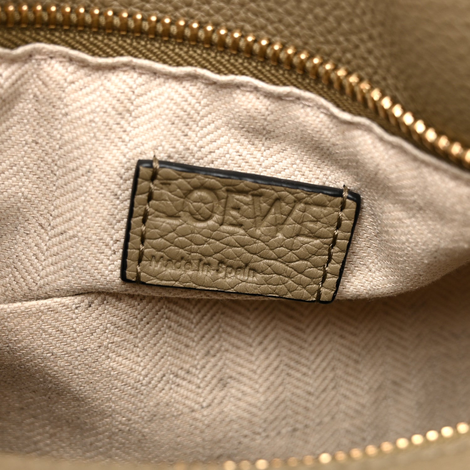 Loewe Calfskin Small Puzzle Bag Artichoke Green 6 of 12